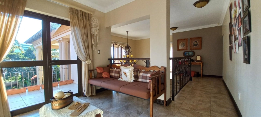 4 Bedroom Property for Sale in Hartenbos Heuwels Western Cape